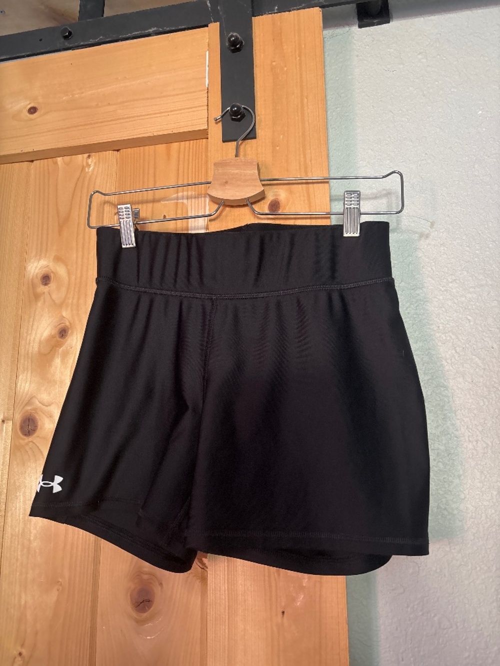 Black Under armor compression shorts